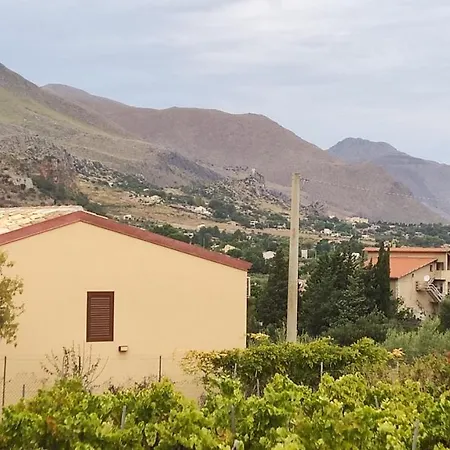 La Carruba Villa *